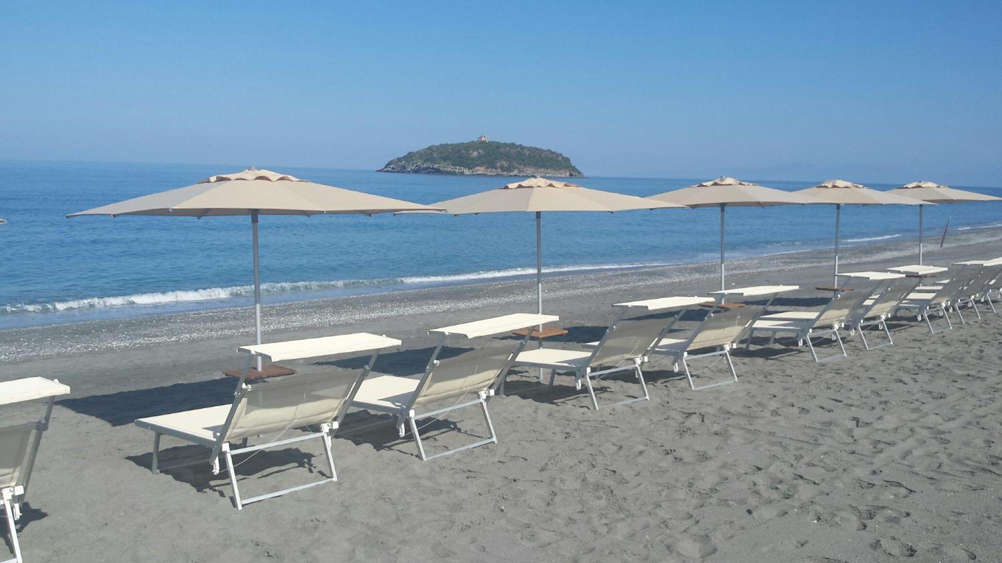 B&B La Stazione Диаманте Екстериор снимка